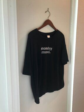 SECRET TREASURES MONDAY MOOD GRAPHIC SLEEP SHIRT SIZE M